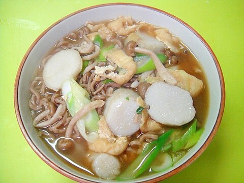 里芋としめじ油揚げのあったか蕎麦